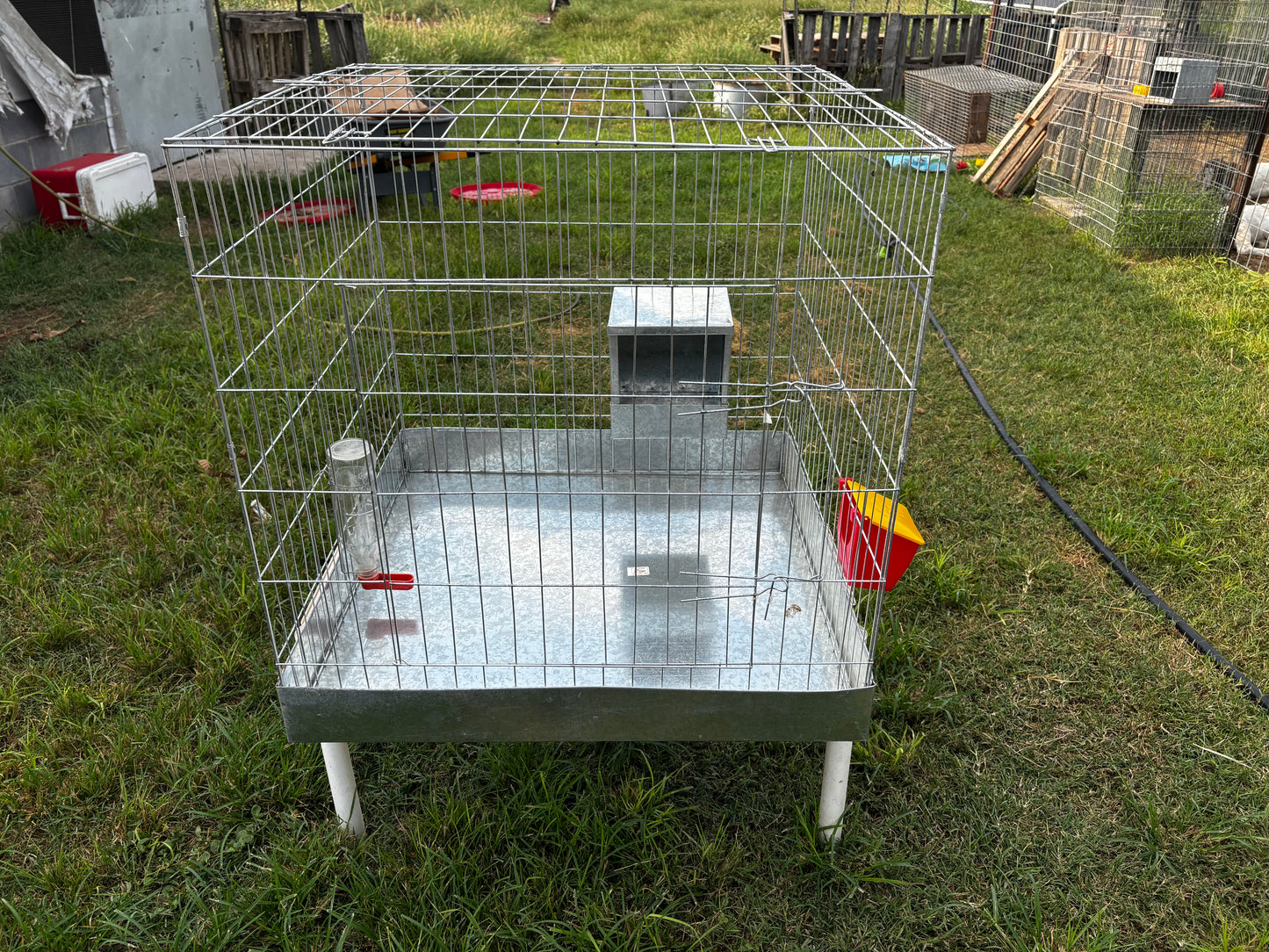 4 Full Cage Sets. Cage size 30 x 30 x 30 ea