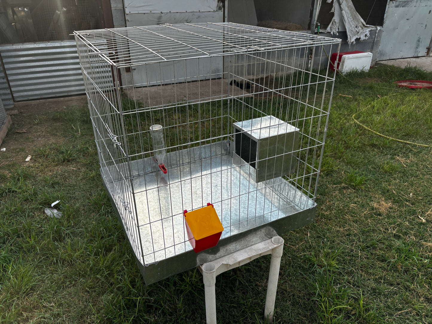 4 Full Cage Sets. Cage size 30 x 30 x 30 ea