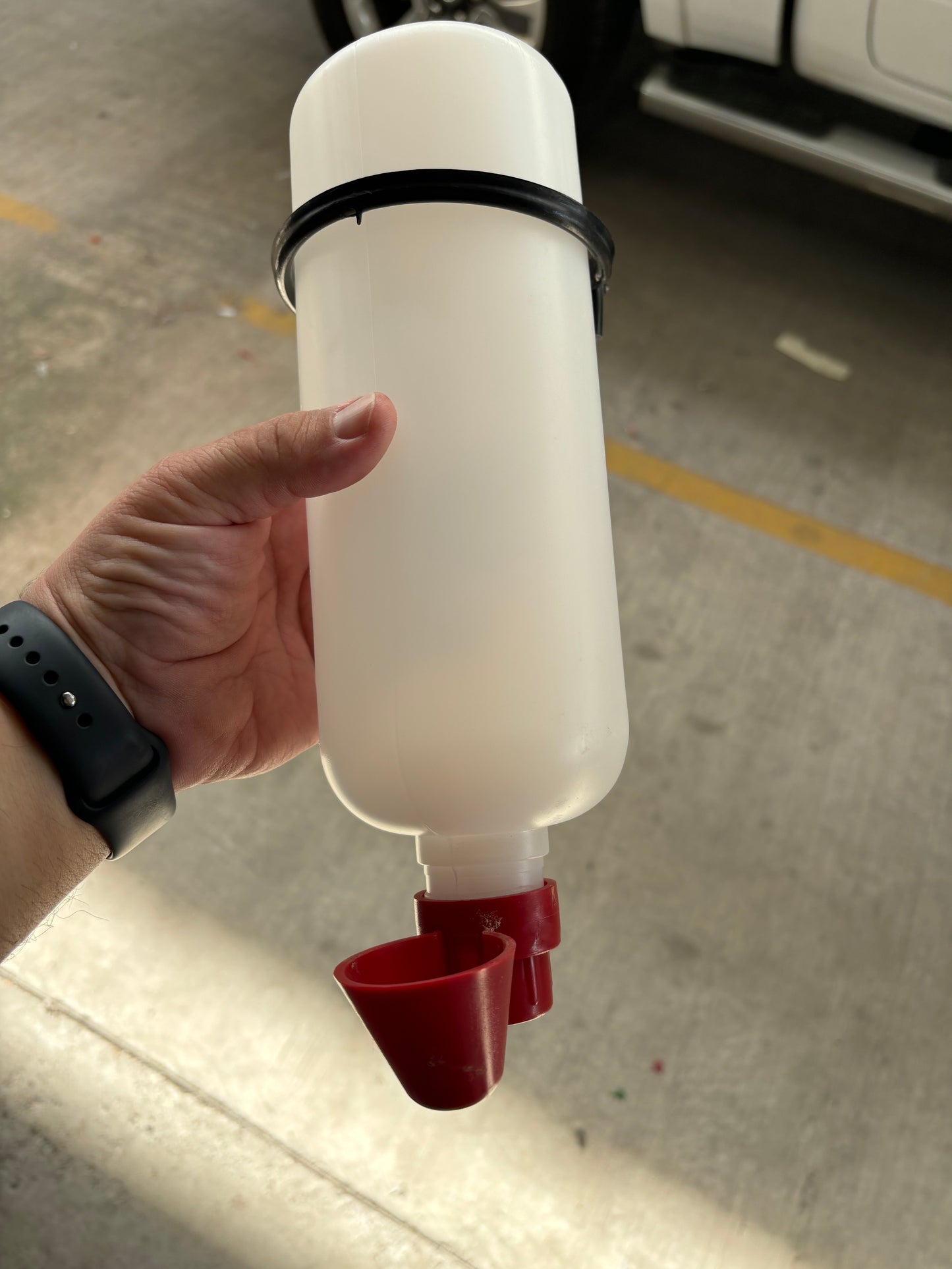 1.25 Lt Plastic Bottle Hanging Drinker