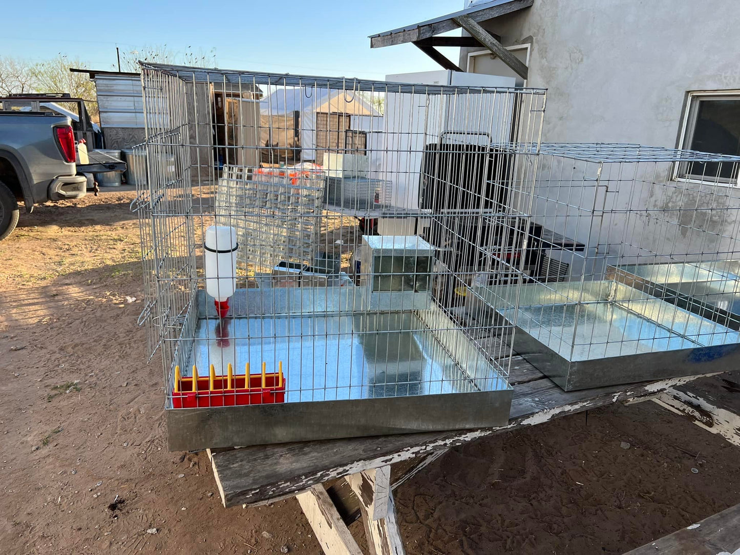 6 Full Cage Set of 24x24x24 ea (6 Full Cages, the White bottom base on the first Pic NOT Included)